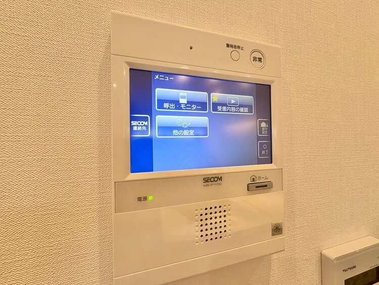 その他 誰が来てもわかる様にモニター付きインターホンを設置。