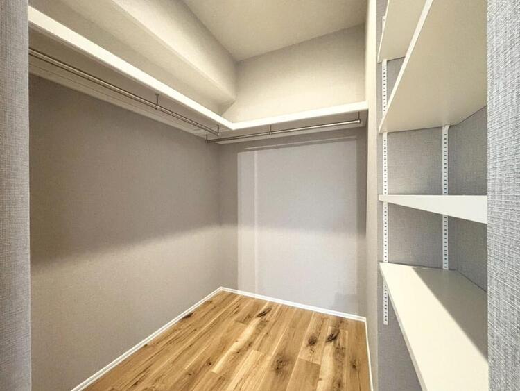 その他 収納スペースが付いていて、お部屋を広く使っていただけます。