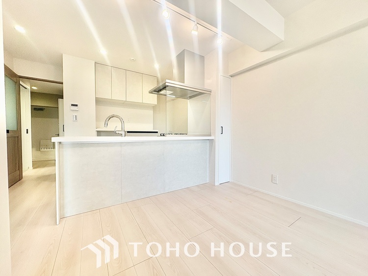 内装 【LIVING】◆Sunshine◆光が燦々と入り、いるだけで気持ちいい。「開放的でゆとりあるお部屋です。」