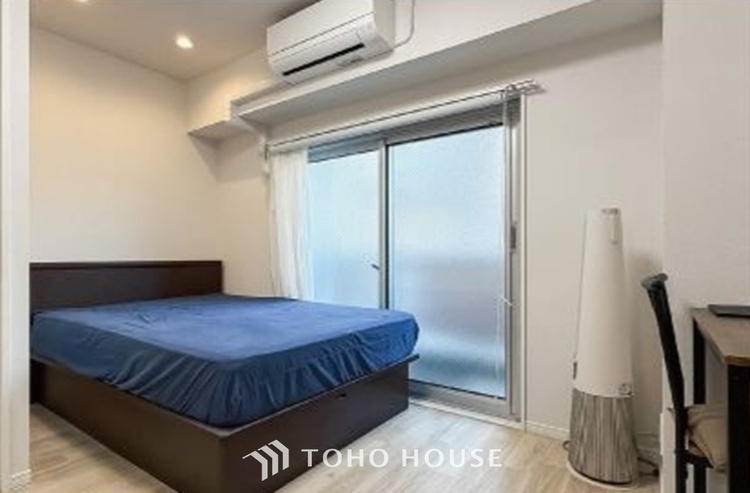 外観 ◆キッチン◆美しく使いやすいキッチンは油汚れが簡単に拭き取れる素材で加工されており、浄水器シャワーから流す水の音を軽減する静かなシンクを採用。見えないところにさり気ない配慮が嬉しいですね