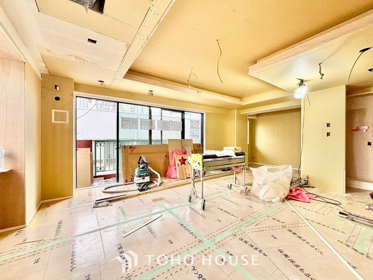 内装 ◆癒しの空間◆室内構成に拘り採光とセンスを散りばめた空間。それは『柔らかさ』に似た素敵な居場所。そこに暮らす人のことを考えつくり出したものは『癒し』という心地よい居場所なんだと思う