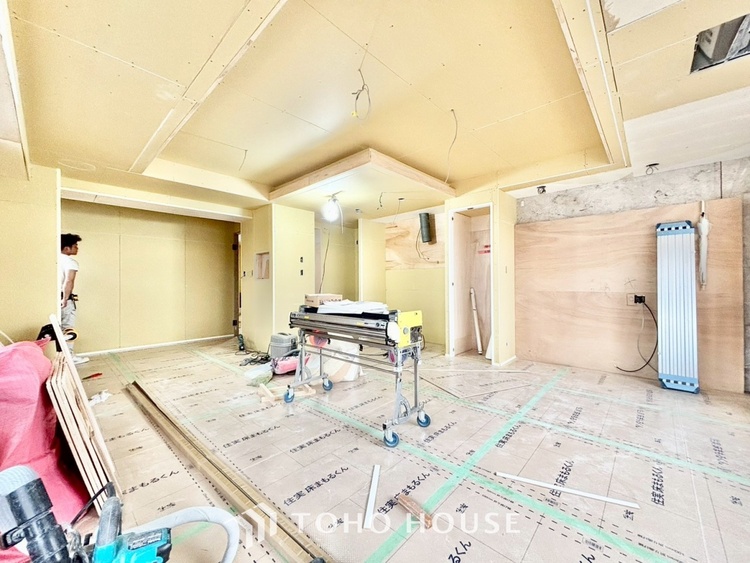 内装 ◆ここに在る◆事も無げに美しく、伝えるには筆舌に尽くし難い。豪華絢爛や華美と言う事ではなく、住まう者にとって暮らし易く心地がいいと言う美しさがこの住まいには込められている。