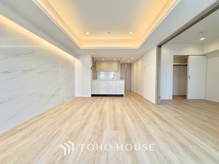 内装 ここに集まる家族の会話と笑顔が絶え間なく続く幸せな空間。