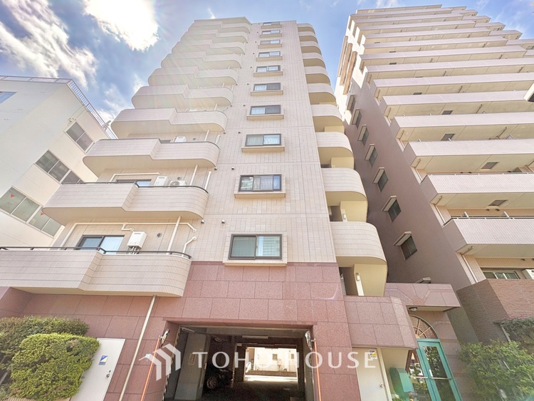 外観 現地に実際に行ってみることでしか感じられないことがたくさんあります。周辺環境や街の雰囲気など、たくさんのことを感じていただけます。