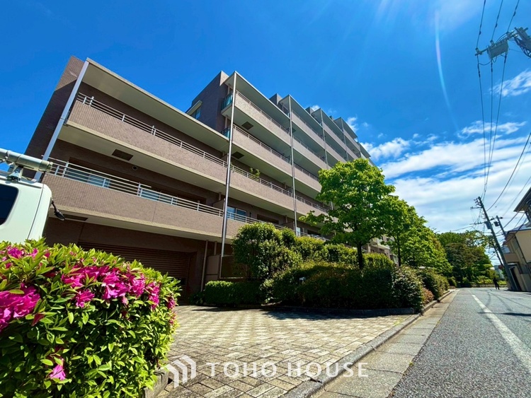 外観 ◆癒しの空間◆室内構成に拘り採光とセンスを散りばめた空間。それは『柔らかさ』に似た素敵な居場所。そこに暮らす人のことを考えつくり出したものは『癒し』という心地よい居場所なんだと思う