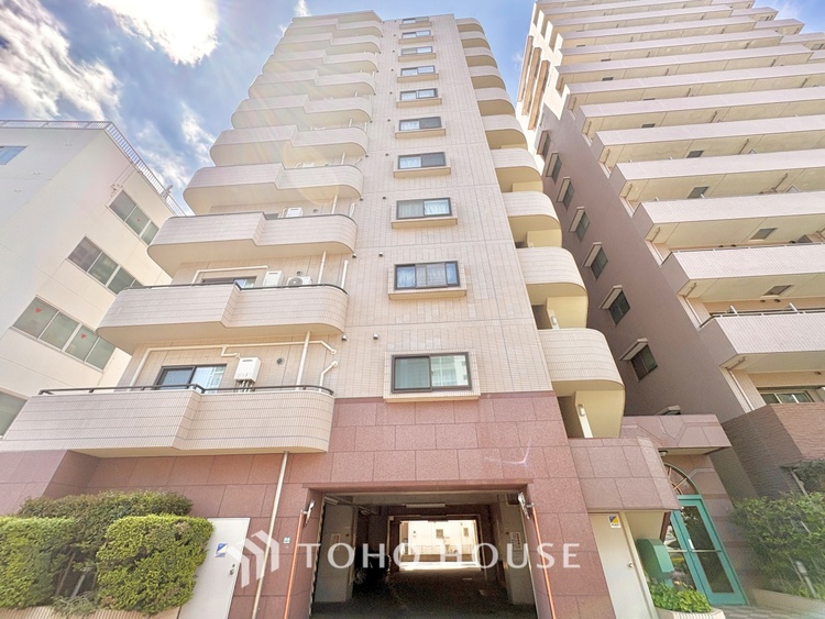 その他 ほんの少しのこだわり。ちょっとした色使いがその家がもつ雰囲気、趣（おもむき）を携え、暮らす家族や訪ねてくる友人・知人に新鮮な香りを運んできます。