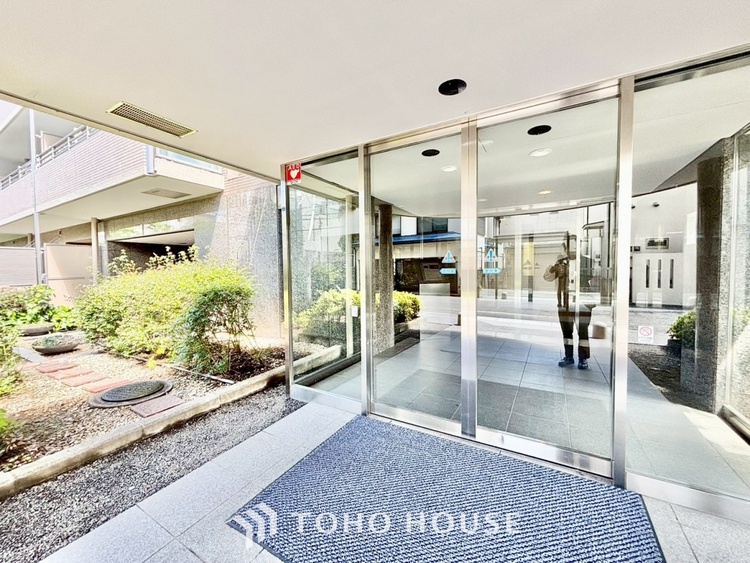 外観 ◆洗面◆清潔感のある水回り。白で統一されたスタイリッシュな空間。毎日使う場所だから究極にシンプルにこだわりました。