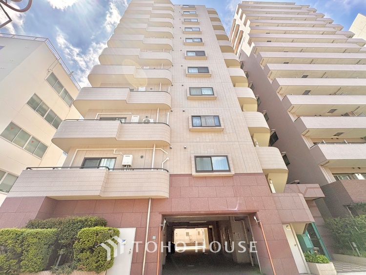 外観 陽だまりに満ちたくつろぎの空間を演出します。