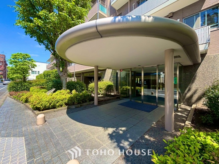 その他 ◆隠された美しさ◆流麗な音楽が流れているような繊細でいながら整然かつ堅牢なこの空間。この空間は確かに美しい。しかし、そこには美しさ以上のものが隠されている。