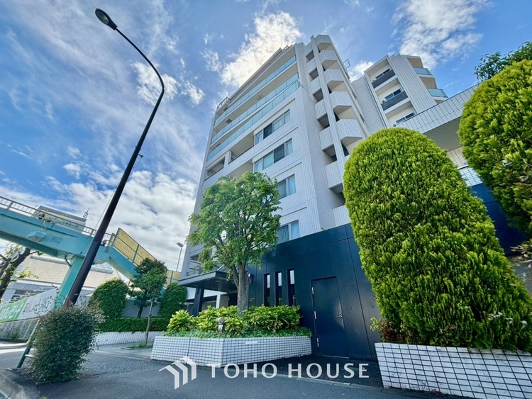 外観 ◆癒しの空間◆室内構成に拘り採光とセンスを散りばめた空間。それは『柔らかさ』に似た素敵な居場所。そこに暮らす人のことを考えつくり出したものは『癒し』という心地よい居場所なんだと思う