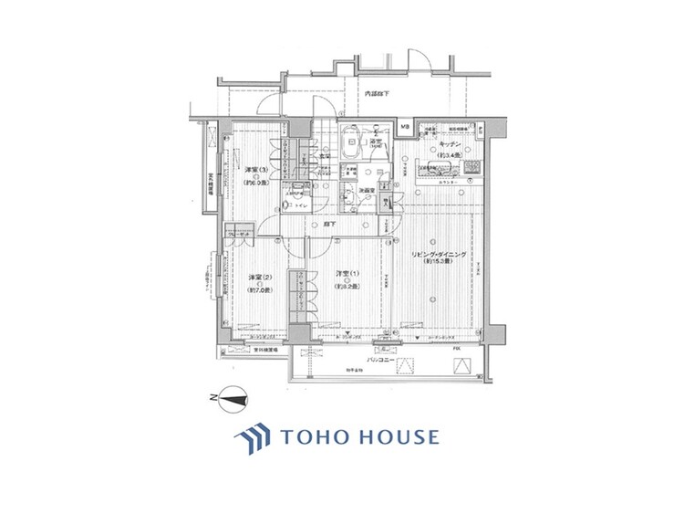 間取り ◆居心地のいい暮らし◆には欠かせない眩い採光。ゆったりとした幅の窓からこの空間に降り注ぐ採光が絶えない。明るいリビングこそ居心地のいい暮らしが待っているのだと思う。