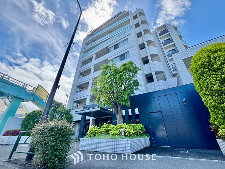 外観 ◆子供部屋◆冷涼な風、そよぐリビング。だんらんの場所はここから始まり、ここで終わる。家族の笑顔が集う素敵な場所だから、こだわり抜いた思いが詰まっているのだと思う。