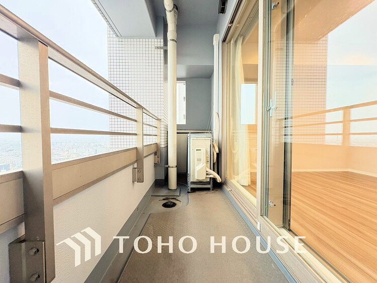 バルコニー バルコニー