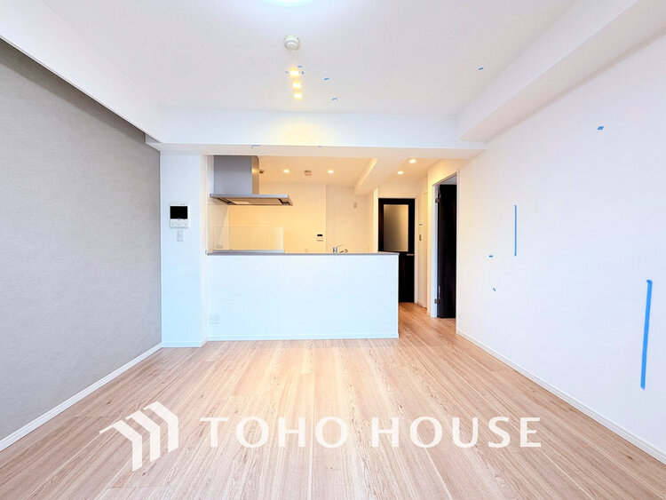 内装 家族みんなが爽やかに過ごせるように、光をたっぷり取り込んだLDK