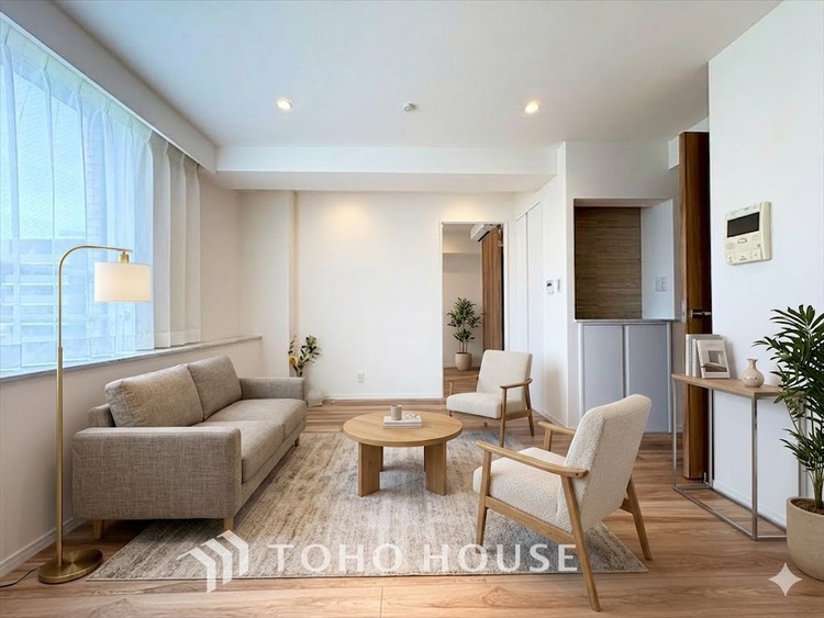 内装 【LIVING】※この画像の家具の配置には、生成AIによる加工を施しております。なお、家具や調度品は、販売価格に含まれません。