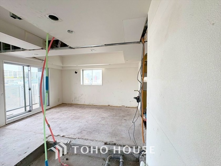 内装 現在改装中◆眩い◆光が燦々と入り、家族の笑顔を照らす。「いつまでも続いて」と願う夢のような毎日がここにある。