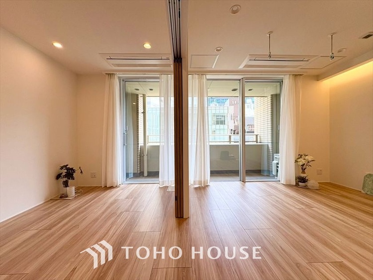 内装 【LIVING】◆Sunshine◆光が燦々と入り、いるだけで気持ちいい。「開放的でゆとりあるお部屋です。」