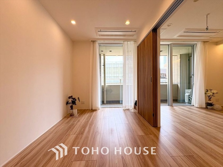 内装 【LIVING】◆simple is best◆無駄のない綺麗なつくりのリビングルームであなただけの暮らしを。