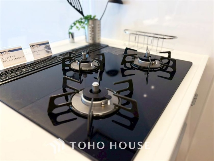 キッチン 【KITCHEN】◆家族のおはよう◆の声を笑顔で迎えてあげられるシステムキッチン。朝ごはんが楽しみでちょっと早起きしたくなるんです。