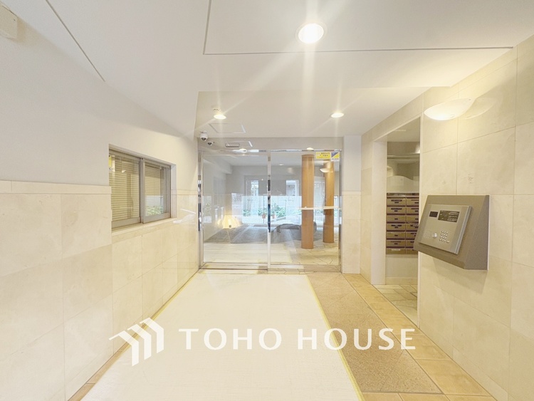 その他 【ENTRANCE】◆そびえ立つ◆我が家のシンボル。遠くの空が赤く染まる夕べが待ち遠しい。