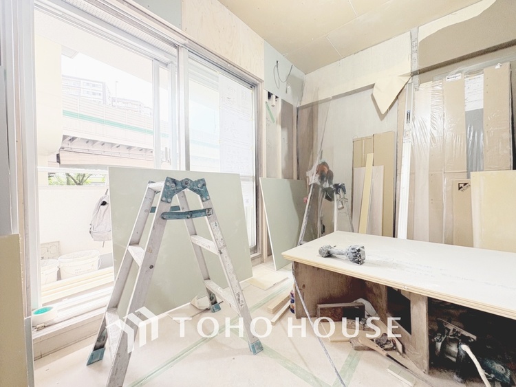 内装 現在改装中◆属毛離裏◆子は父を手本とし、母に愛育されて成長する。家族の深い繋がり。いつまでも大切にしたい。