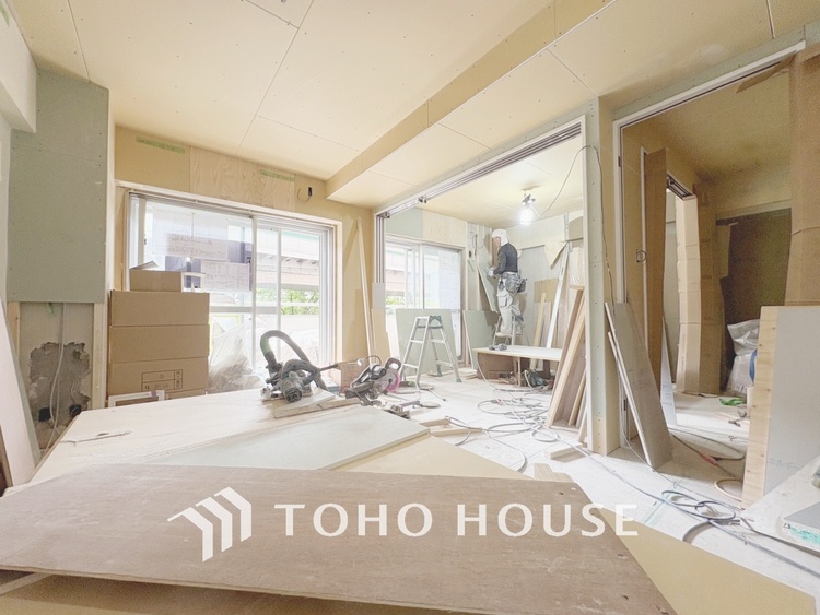 内装 現在改装中◆プライベートな時間◆最高な暮らしにはこの空間が必要。家族のふれあいも大切にしつつ、自分の空間も大切にしたい。