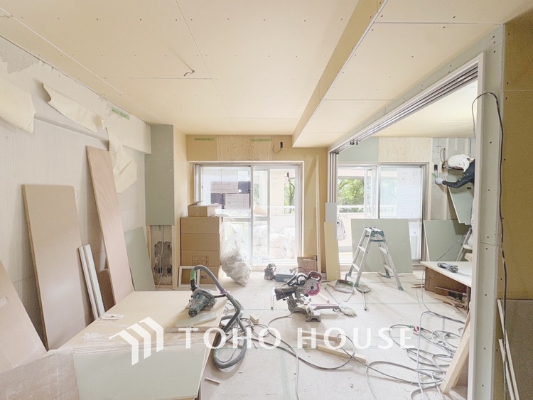 内装 現在改装中◆扉を◆開くとこの景色。家族の”おかえり”の声が聞こえてきそう。