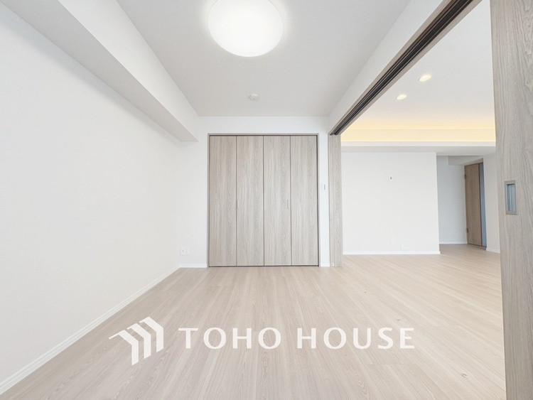 内装 【PRIVATE ROOM】◆属毛離裏◆子は父を手本とし、母に愛育されて成長する。家族の深い繋がり。いつまでも大切にしたい。