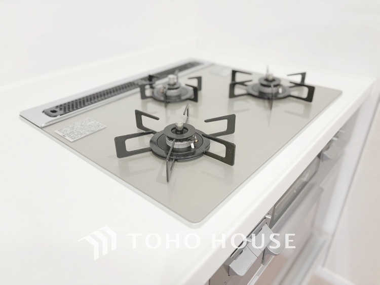 キッチン 【KITCHEN】◆家族のおはよう◆の声を笑顔で迎えてあげられるシステムキッチン。朝ごはんが楽しみでちょっと早起きしたくなるんです。