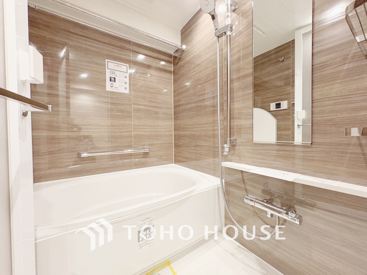 風呂 【BATHROOM】◆プライベートな空間◆simpleだからrelaxできるんです。こころもからだもキレイさっぱり。