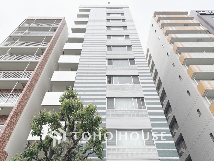 外観 【APPEARANCE】◆住む喜び、楽しさ、感動◆を君と共有したい。いつまでもずっと家族を見渡せるこの広い空間で。