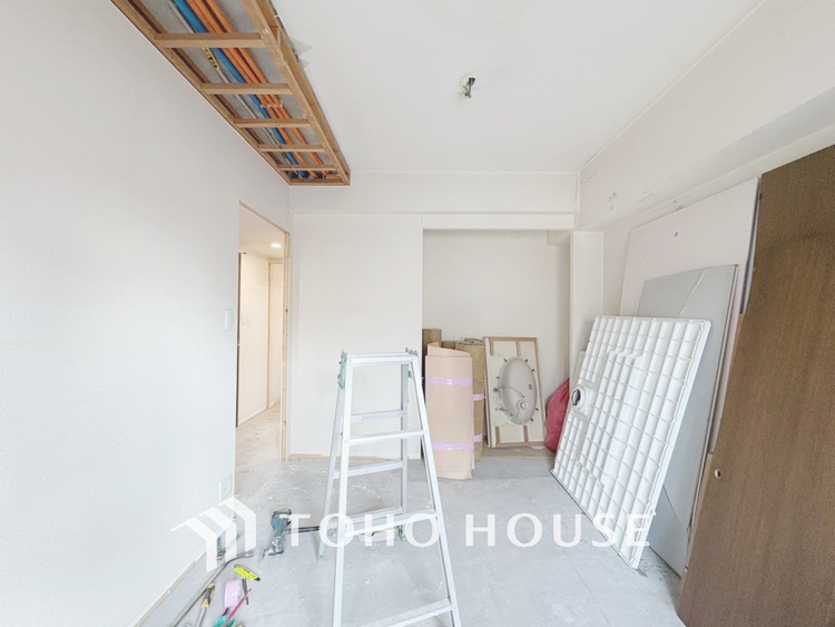 内装 現在改装中◆属毛離裏◆子は父を手本とし、母に愛育されて成長する。家族の深い繋がり。いつまでも大切にしたい。