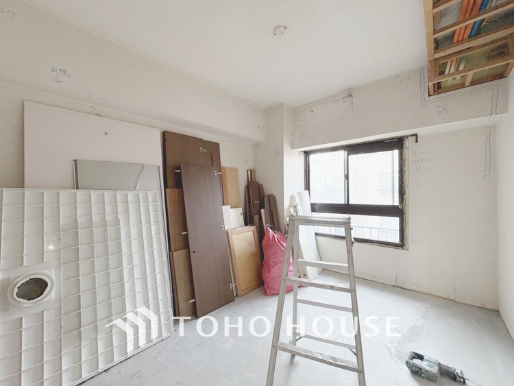 内装 現在改装中◆プライベートな時間◆最高な暮らしにはこの空間が必要。家族のふれあいも大切にしつつ、自分の空間も大切にしたい。