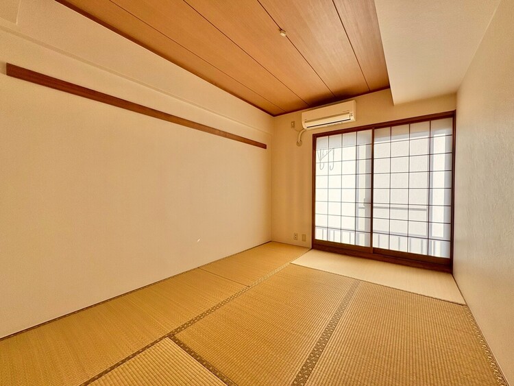 その他 清かで艶やかな時間をもたらしてくれる室内です。