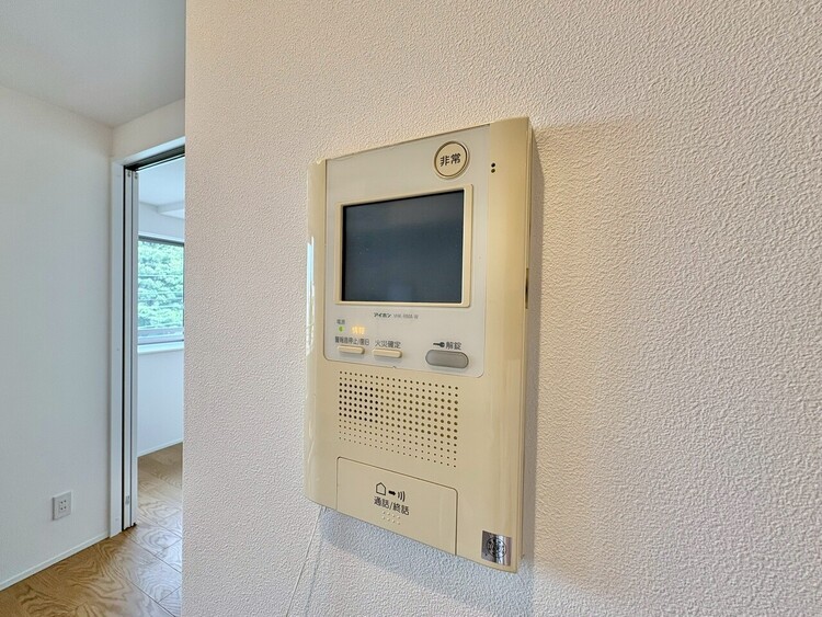 その他 誰が来てもわかる様にモニター付きインターホンを設置。