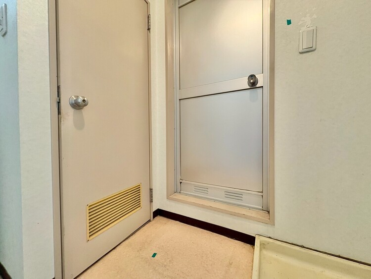 その他 十分な広さの脱衣所。