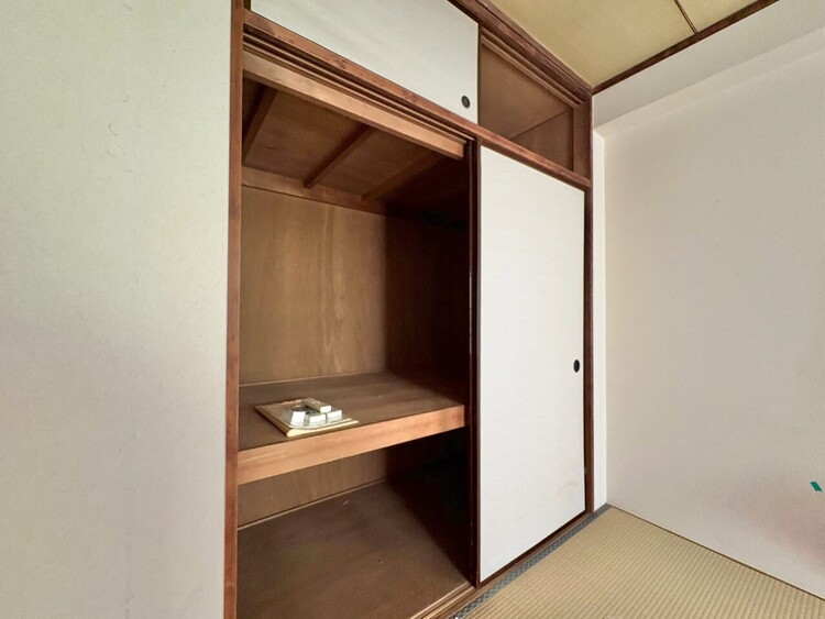 その他 収納スペースが付いていて、お部屋を広く使っていただけます。