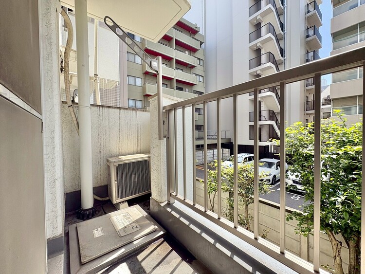 その他 朝の澄んだ空気や、夕方に吹く清々しい風を感じられるバルコニー。