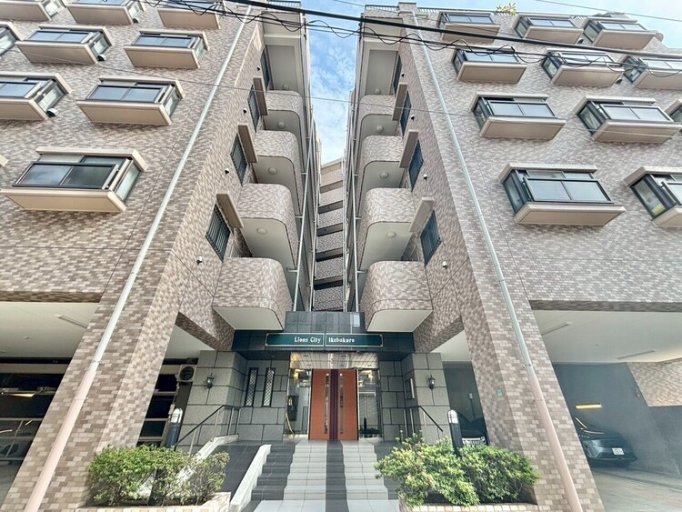 その他 飽きのこないシンプルモダンな外観です。