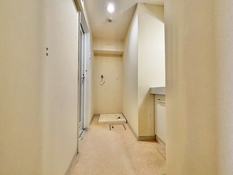 その他 十分な広さの脱衣所。