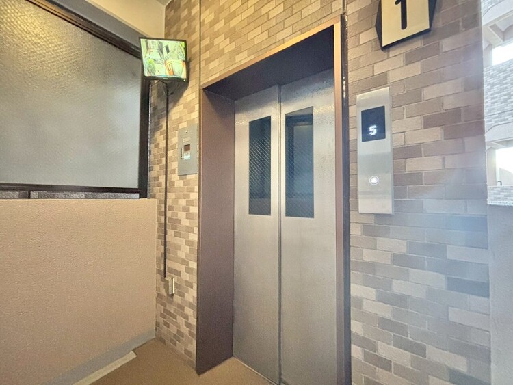 その他 エレベーター完備のため荷物が多くなっても安心。