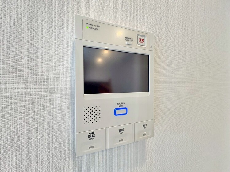 その他 誰が来てもわかる様にモニター付きインターホンを設置。
