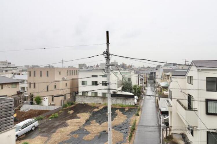 その他 開放感のある眺望。季節による景色の変化を　日常の生活と共に感じてください。
