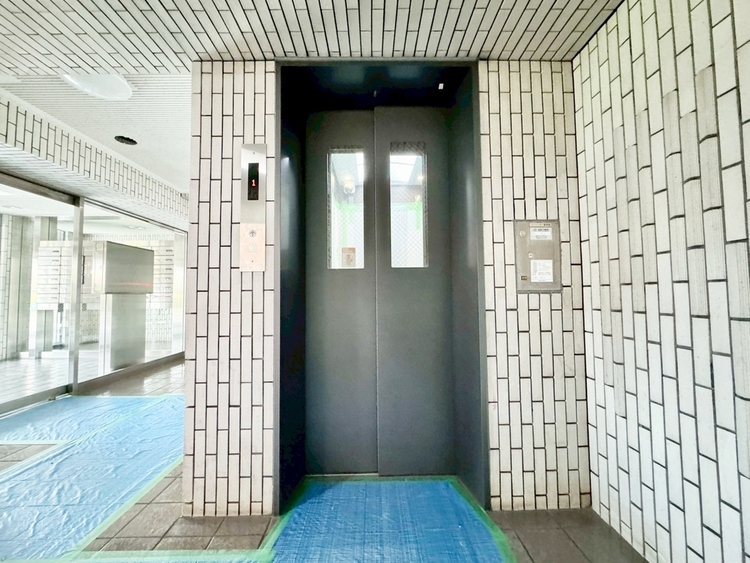 その他 エレベーター完備のため荷物が多くなっても安心。
