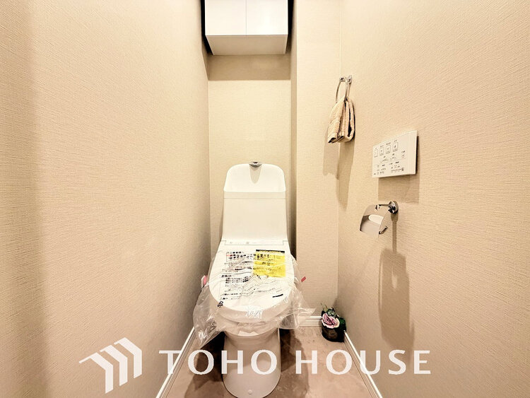 トイレ トイレには快適な温水洗浄便座付