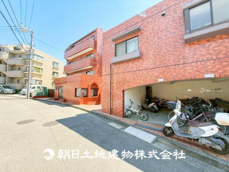 外観 【外観写真】特別な空間はたくさんの光を浴び、風を感じ、暮らしの時間を豊かにしてくれます。