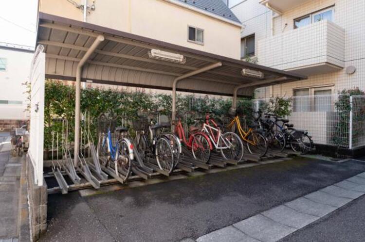 その他 敷地内に設けられた駐輪スペース。