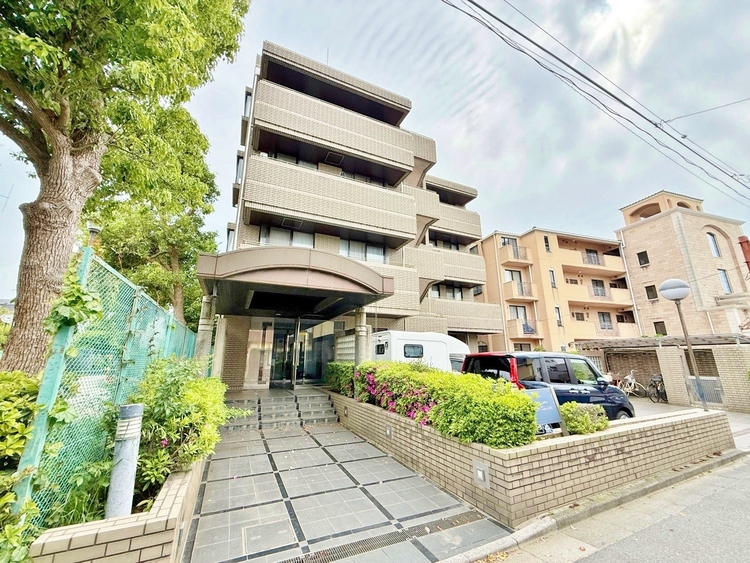 外観 ライフプランニングからローンまで、一貫してご説明させていただきます。お気軽にお問い合わせくださいませ。