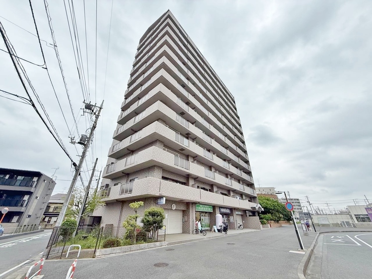 外観 ライフプランニングからローンまで、一貫してご説明させていただきます。お気軽にお問い合わせくださいませ。