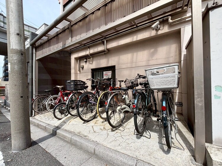 その他 駐輪場も綺麗に整頓されています。※空き状況は都度ご確認下さい。